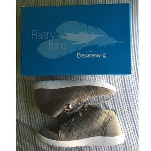 BEARPAW “Gracie”